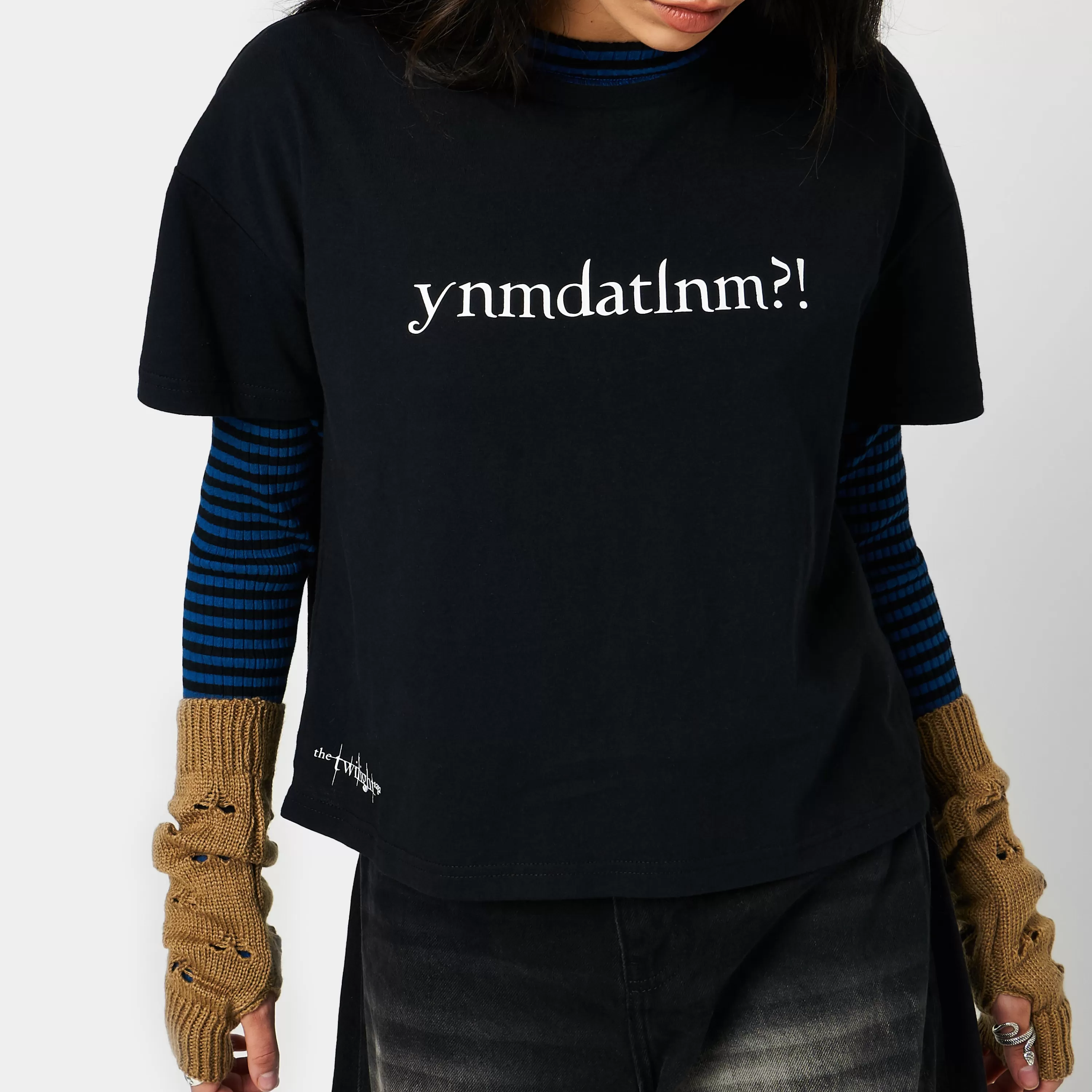 Memes>KOI footwear You nicknamed my daughter after the loch ness monster?! Acronym T-shirt Black